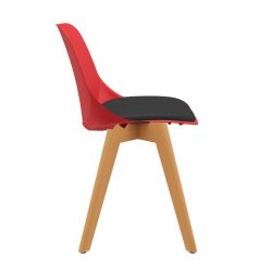 Cadeira Quick com estofado e base em madeira 